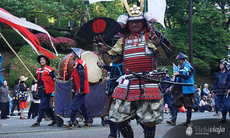 Samurai auf der Kanazawa Hyakumangoku Matsuri Festival Parade