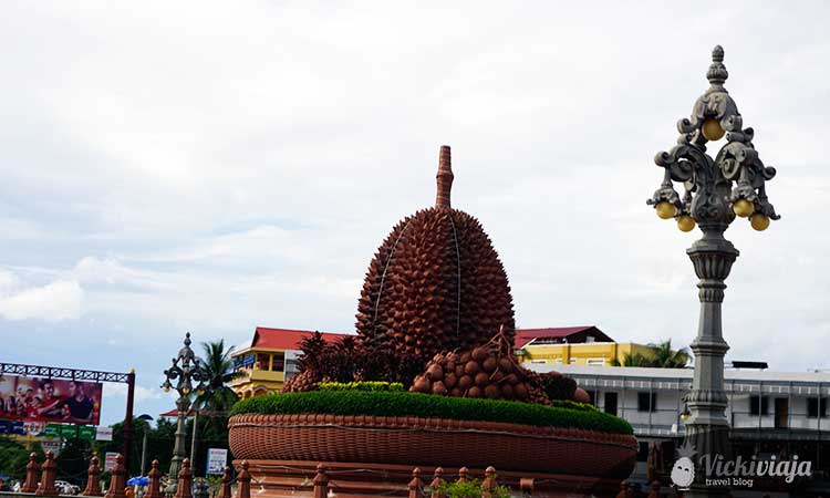 Durian Statue in Kampot