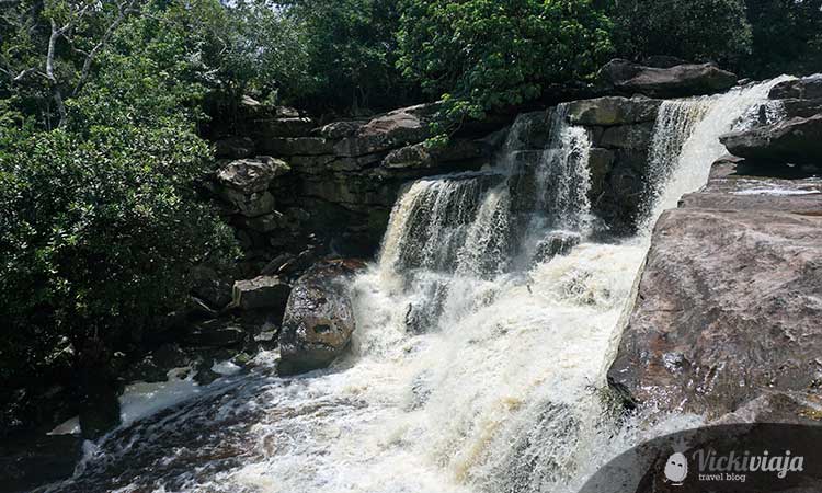 Popokvil Wasserfall nationlpark bokor kambodscha vicko viaja