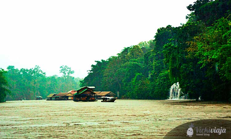 Waterfall I Death Railway I River Kwai I Kanchanaburi I Sai Yok National park I Thailand I vickiviaja