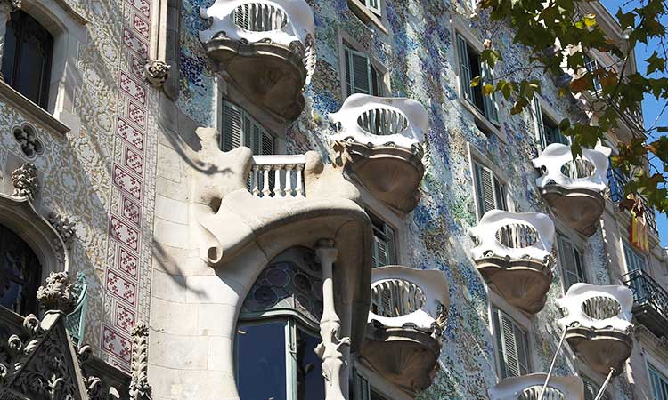 casa battlo, antoni Gaudi, building in Barcelona