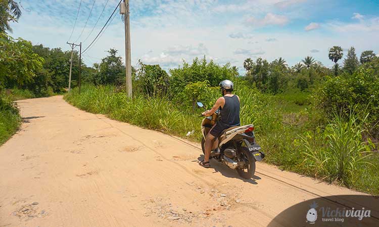 road to dawei beaches, poor condition