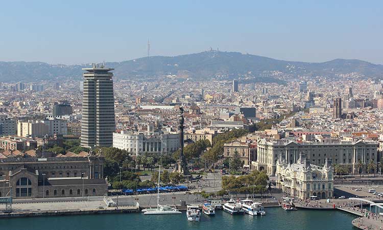 Blick auf las ramblas vom Hafen aus, Barcelona Tipps