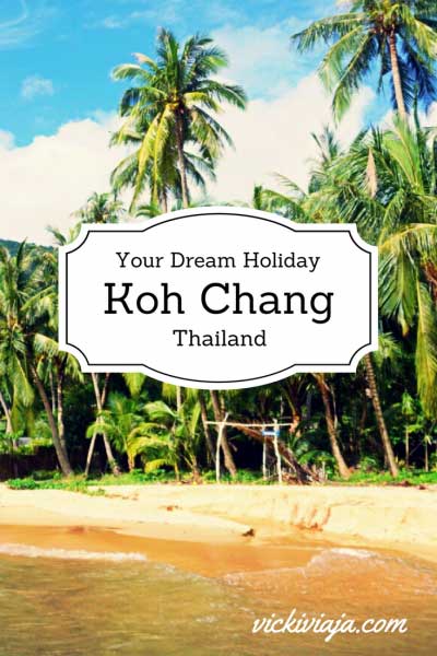 Are you looking for an amazing island in #Thailand? Koh Chang is one of the best islands you can find in Thailand! Here you can read everything about the island at the Gulf of Thailand. #KohChang #Thai #island #beach #paradise