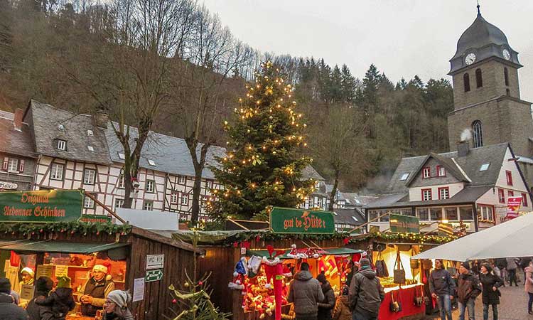 Monschau Christmas Market, Germany's most beautiful Christmas Markets