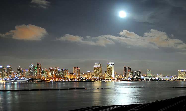 San Diego, Skyline by night, California