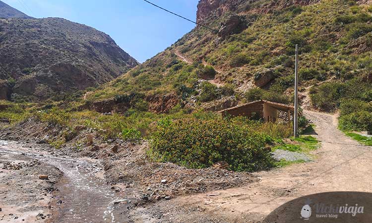 hiking trail to Salineras de Maras